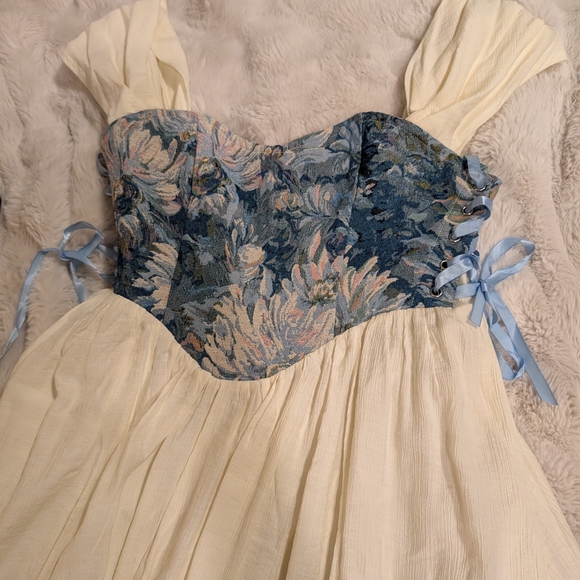 Dresses & Skirts - Vintage Floral Blue and Cream Women's Dress Corset Style, Adjustable Size 4-6
